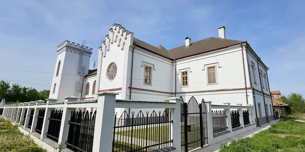 Castelul Nopcsa din Săcel  Foto Daniel Guță  ADEVĂRUL (3) jpg