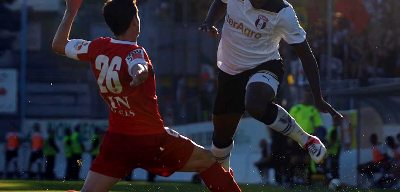 Tembo (dreapta) este unul dintre cei mai în formă fotbalişti de la Astra Giurgiu  FOTO: Cosmin Iftode RPRESSPORT