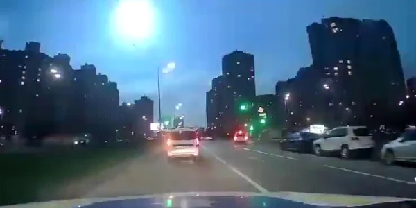 O nouă explicație pentru obiectul care a luminat cerul Kievului  Foto Captură video Twitter jpg