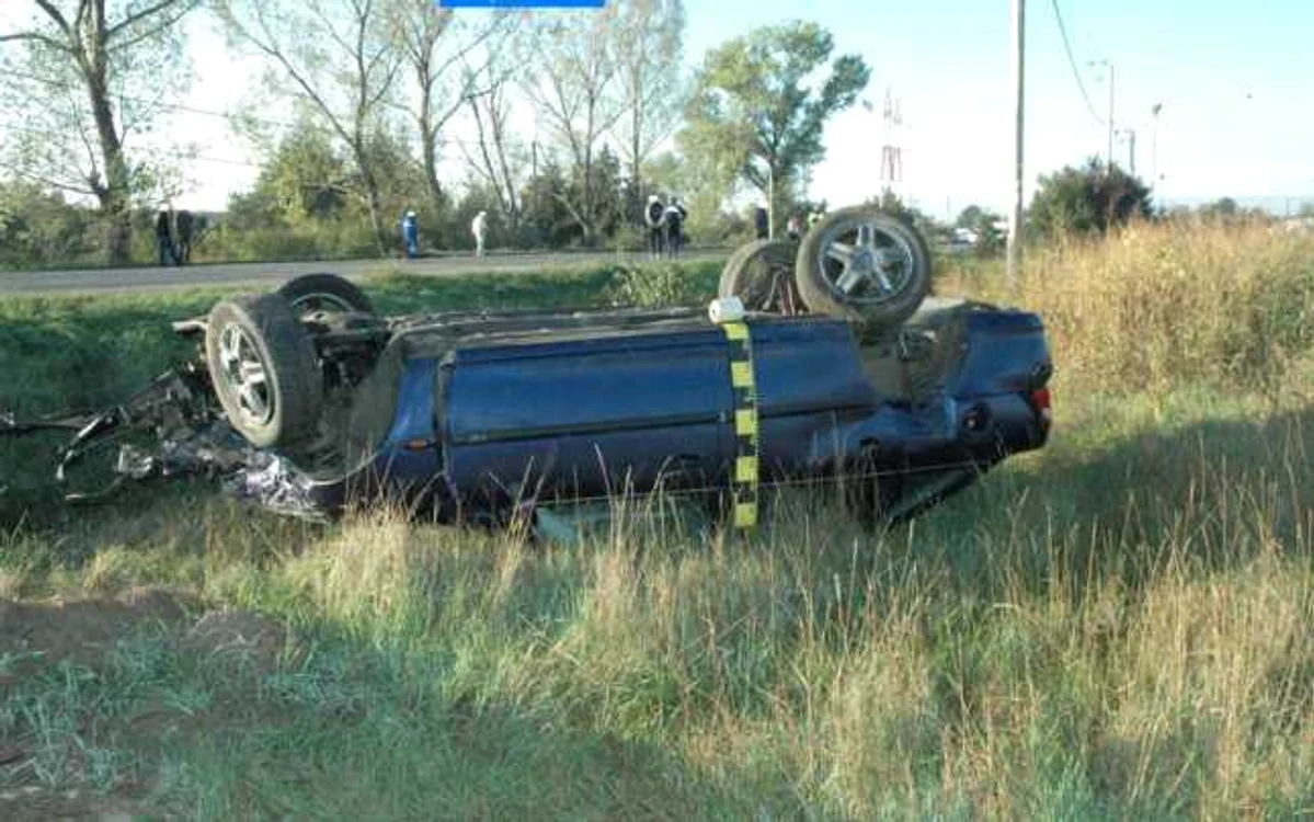 În accident au fost implicate trei maşini. Foto IPJ Vâlcea