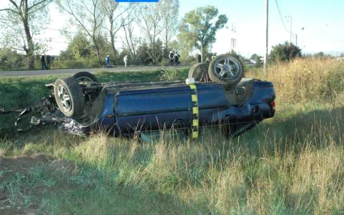 În accident au fost implicate trei maşini. Foto IPJ Vâlcea