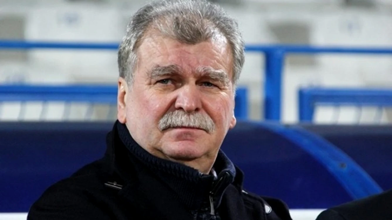 
    Dinu Gheorghe  