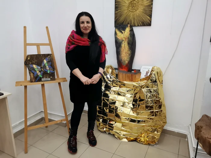 Cerasela Mirela Bradea a expus la Slatina FOTO: Alina Mitran