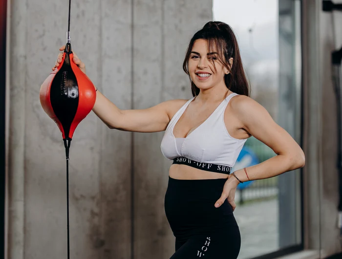 Andreea merge în continuare la sală, unde este antrenoarefoto: arhivă personală