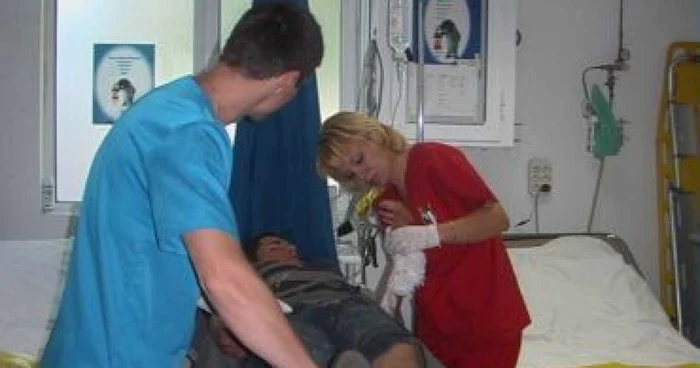 Iaşi: Şofer începător, adus la Urgenţe după ce a făcut accident la Leţcani