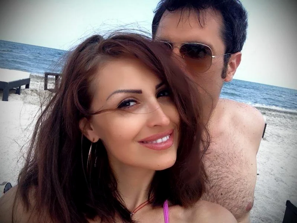 Roxana şi Andrei par foarte îndrăgostiţi împreună (foto: Facebook)