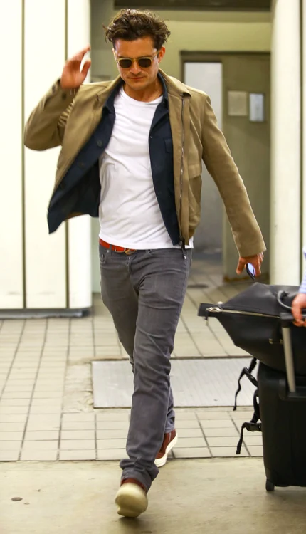 Semi Exclusive Orlando Bloom Arriving On A Flight In Miami jpeg