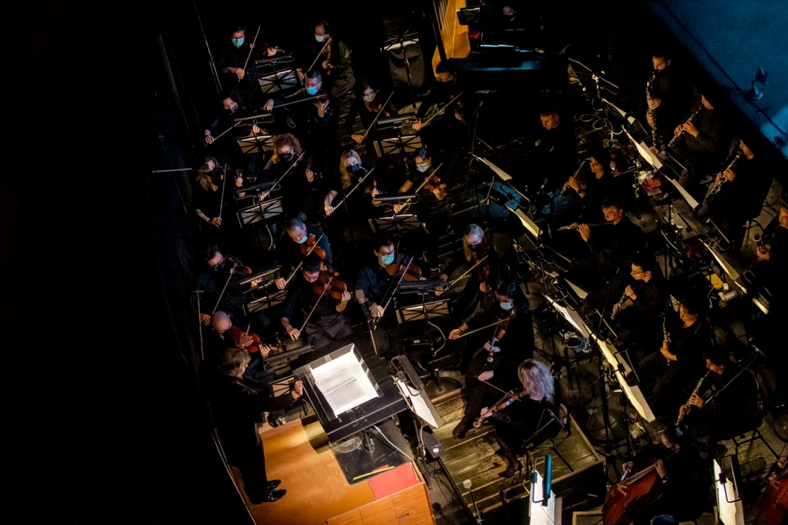 Orchestra Operei Naţionale Bucureşti, dirijor Tiberiu Soare