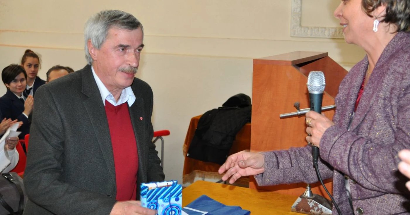 Mihai Vasiliu a primit în 2010 titlul de profesor al anului. Foto: Bogdan Nistor