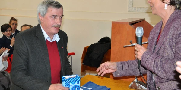 Mihai Vasiliu a primit în 2010 titlul de profesor al anului. Foto: Bogdan Nistor
