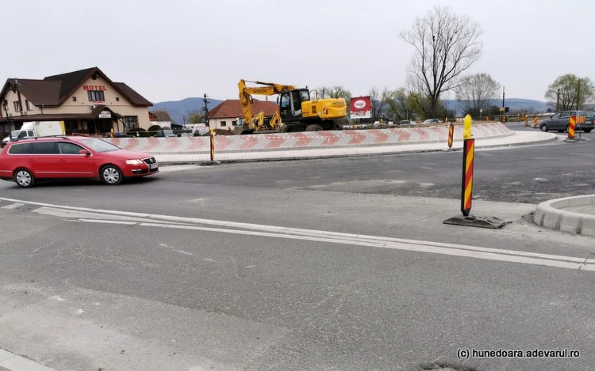 giratoriul de la santuhalm in santier aprilie 2021 foto daniel guta adevarul