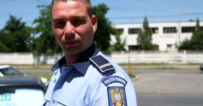 Daniel Ilina susţine că nu se mai poate descurca cu banii, iar din această cauză a ales să îşi dea demisia