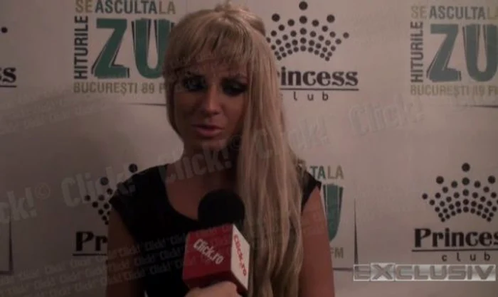 Blonda lui Ogică: înnebunită după celebritate. Vrea să devină vedetă TV