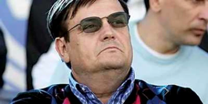 Târgu-Jiu: Condescu: „Nu avem ce acţiuni să ne retragem"