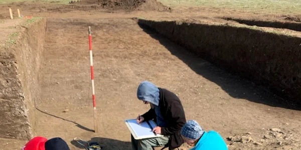 descoperire arheologica prahova foto cercetator alin frinculeasa