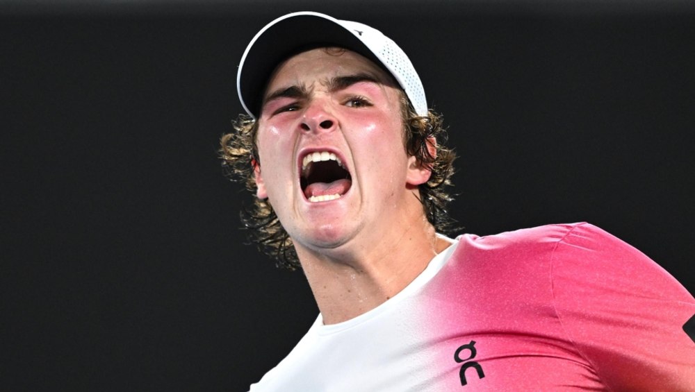 Un brazilian de 18 ani face senzație la Australian Open. L-a eliminat pe rusul Rublev după 3 seturi electrizante 