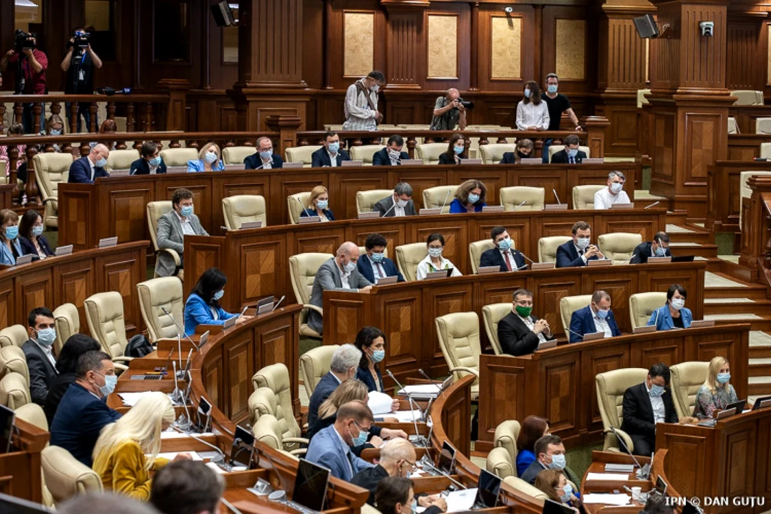 parlament moldova foto ipn