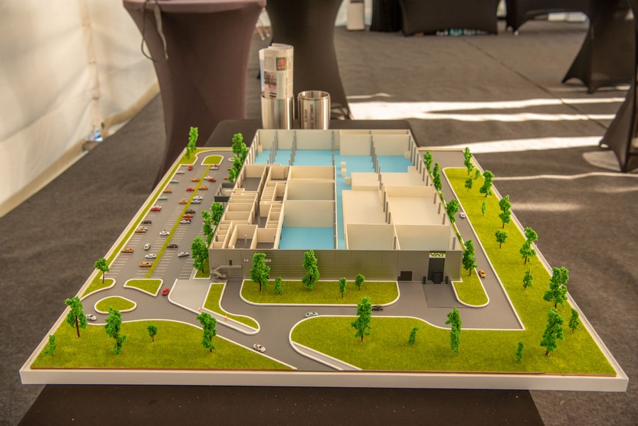 Elvețienii construiesc o nouă fabrică în România: când va începe producția de componente pentru cipuri