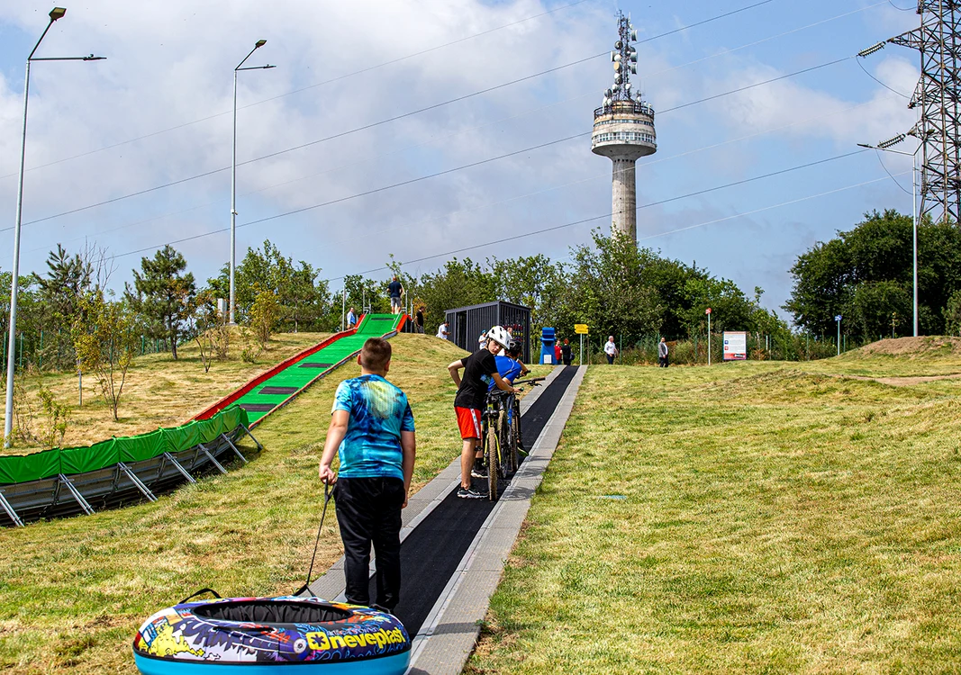 Complexul este situat lângă plaja Dunărea FOTO: Primăria Galați 