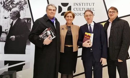 Salonul cărţii de la Paris, deschis de preşedintele Emmanuel Macron  «România așa cum nu ați mai citit o» jpeg