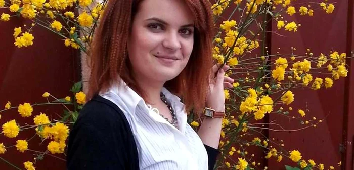 Diana Carmina Băran, condamnată într-un dosar DNA, a fost prinsă la vamă încercând să fugă din ţară alături de tatăl ei FOTO Facebook