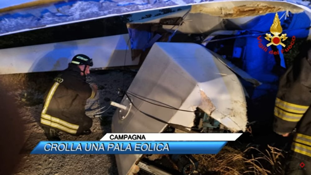 11 români, acuzați de furt în Italia. Ce au putut să fure din parcurile eoliene