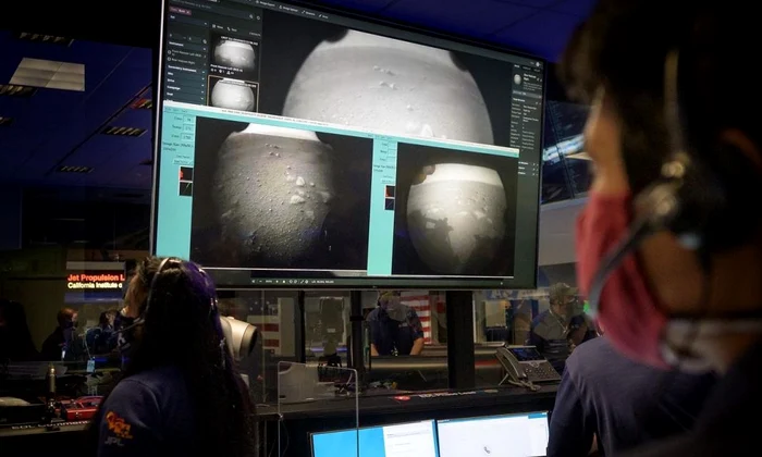 Roverul Perseverance al NASA a ajuns pe Marte | VIDEO jpeg