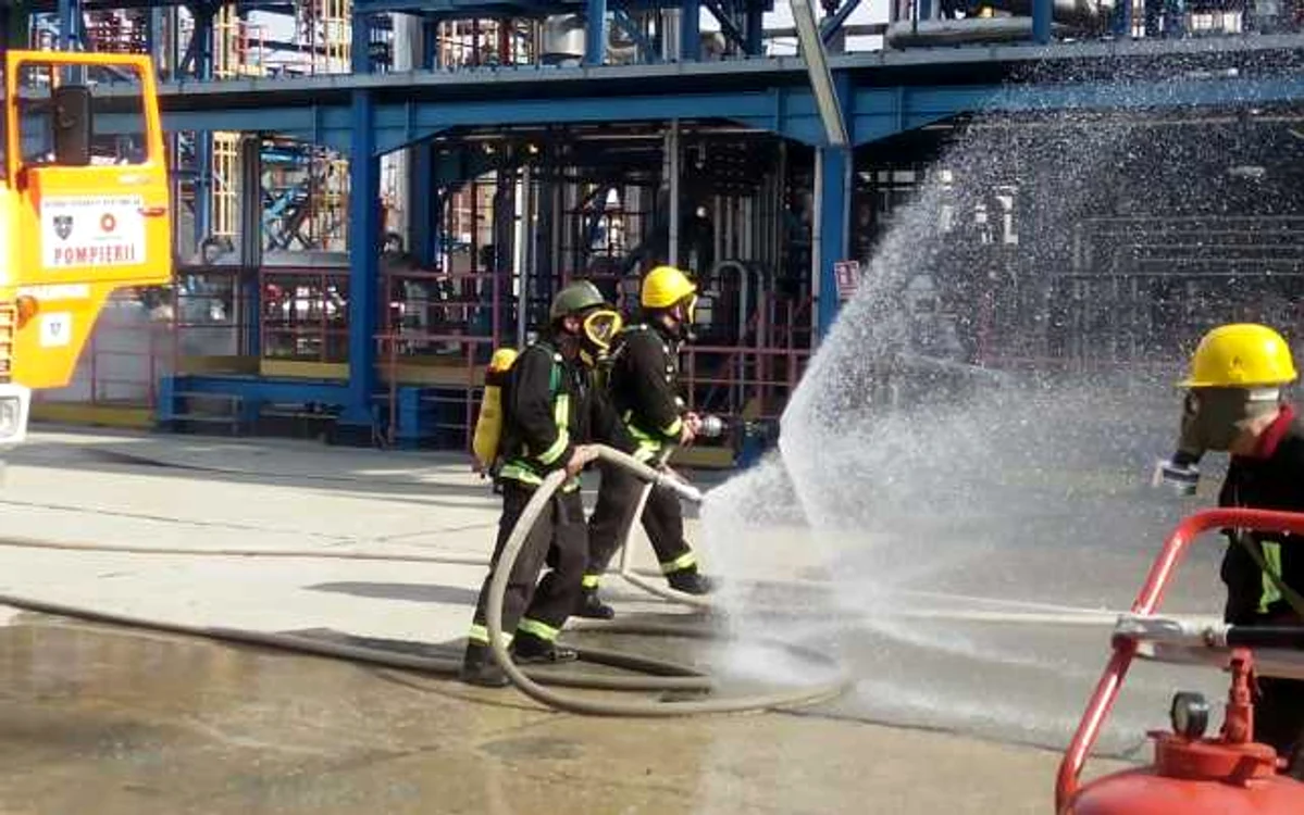 Simulare incendiu rafinaria petromidia rompetrol