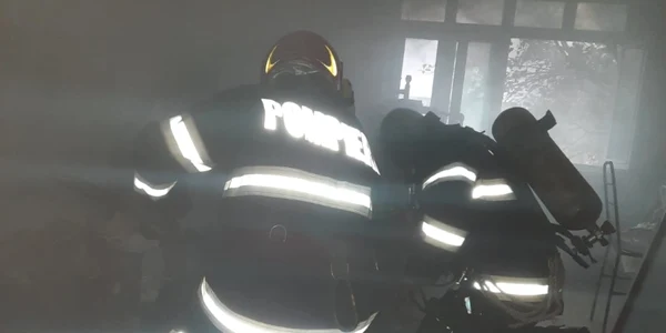 slobozia incendiu la biserica penticostala foto ISU Ialomita