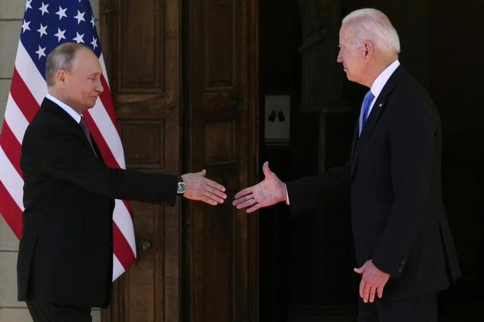 Preşedintele rus Vldimir Putin şi omologul său american Joe Biden, „pace rece“ la Geneva