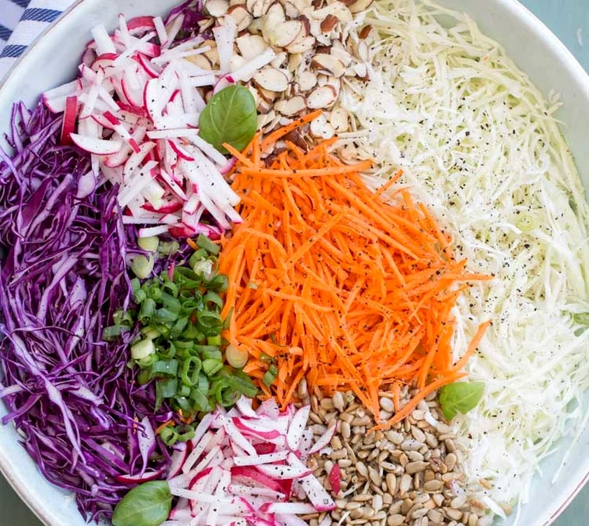 Salata crocanta de varza jpeg