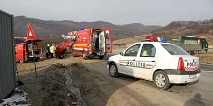 Braşov: Accident cu o victimă încarcerată pe ocolitoarea mică