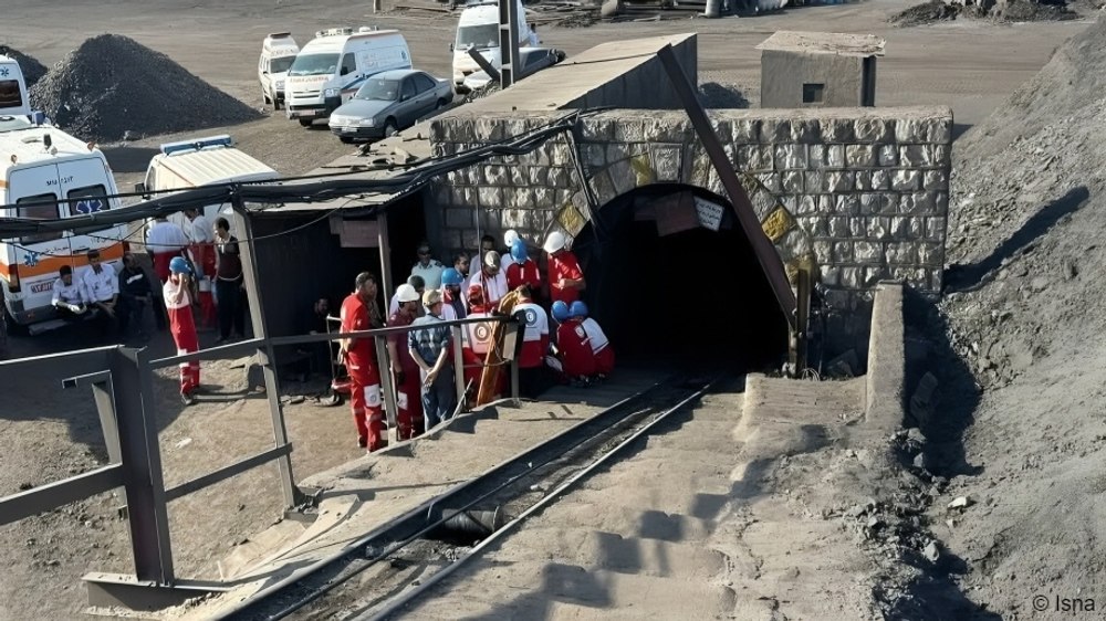 Explozie într-o mină de cărbune din Iran. Sunt cel puțin 51 de morți și 20 de răniți