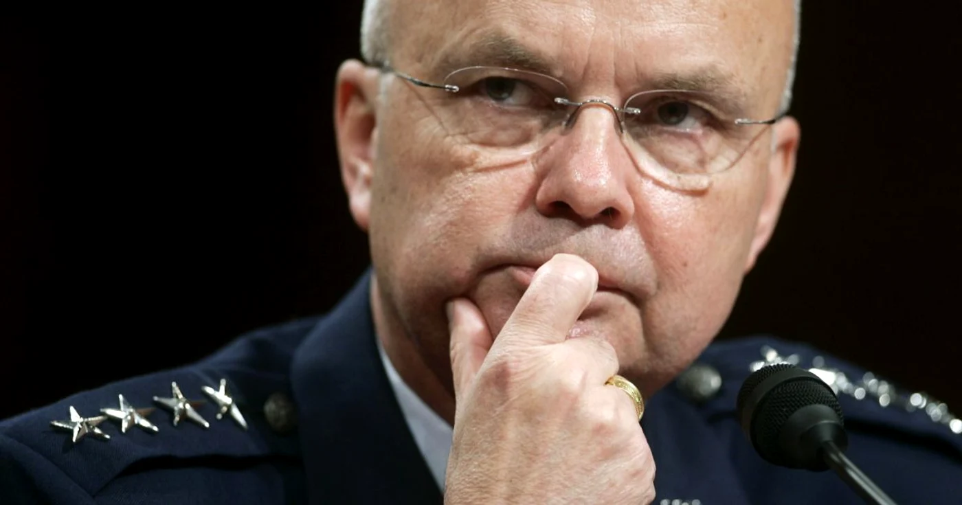 Generalul Michael V. Hayden va fi prezent la Bucureşti la sfârşitul săptămânii. FOTO Reuters