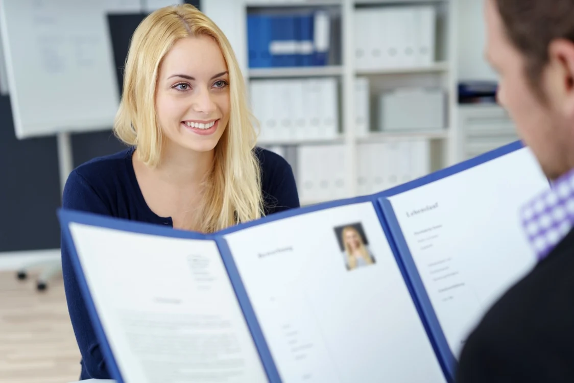 Greșeala din CV care îi face pe specialiștii în recrutare de la Google și TikTok să renunțe după cât