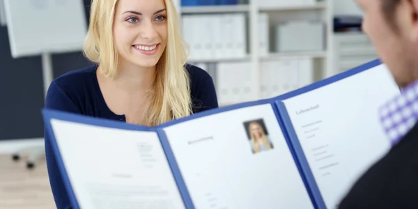 cv recrutare FOTO Shutterstock