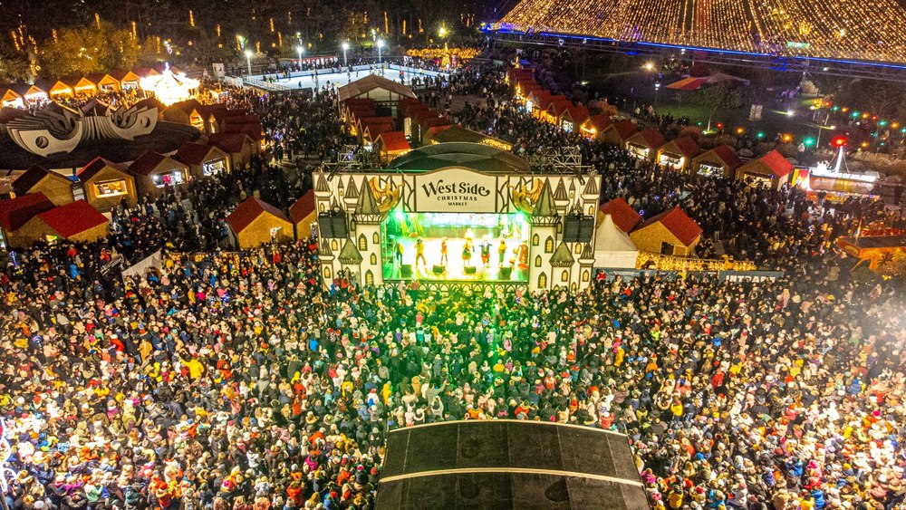 West Side Christmas Market, primul târg de Crăciun care se deschide în București