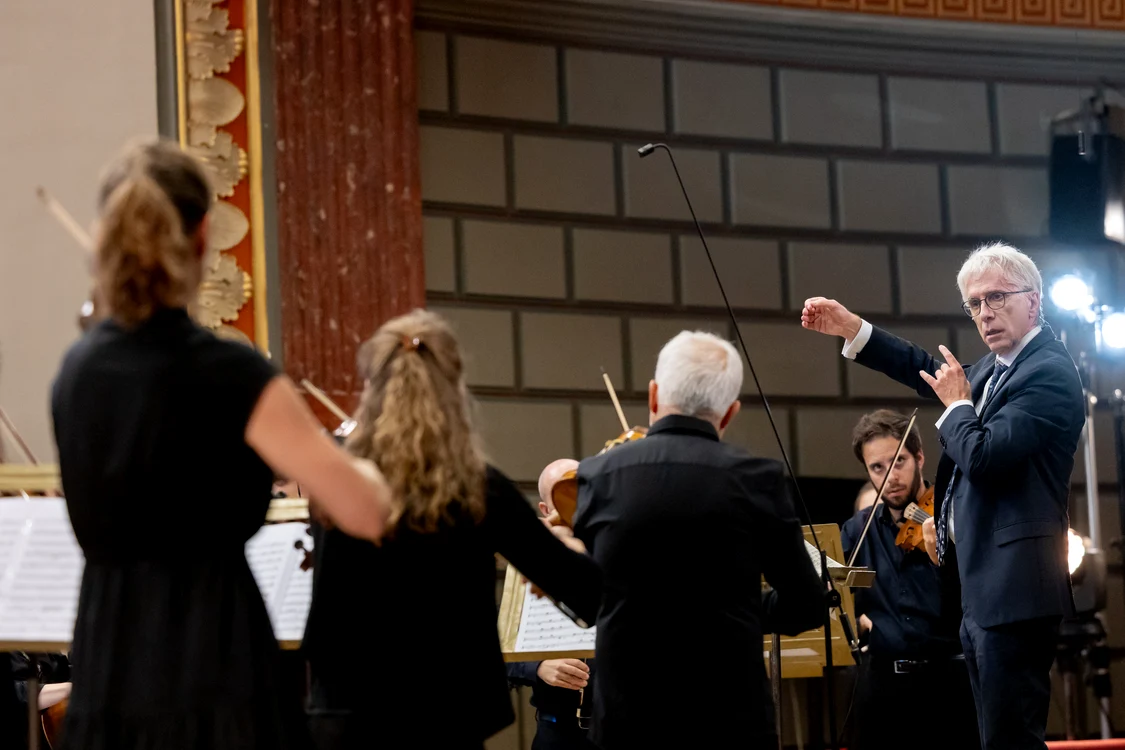 Giovanni Antonini. Foto Andrei Gindac