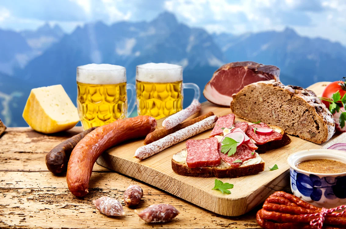 Un dietetician explică ce alimente cresc cu adevărat riscul de cancer. FOTO Shutterstock 