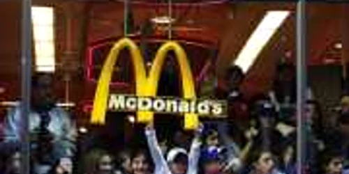 Copiii au devastat restaurantul pentru că nu au primit mai repede mâncarea