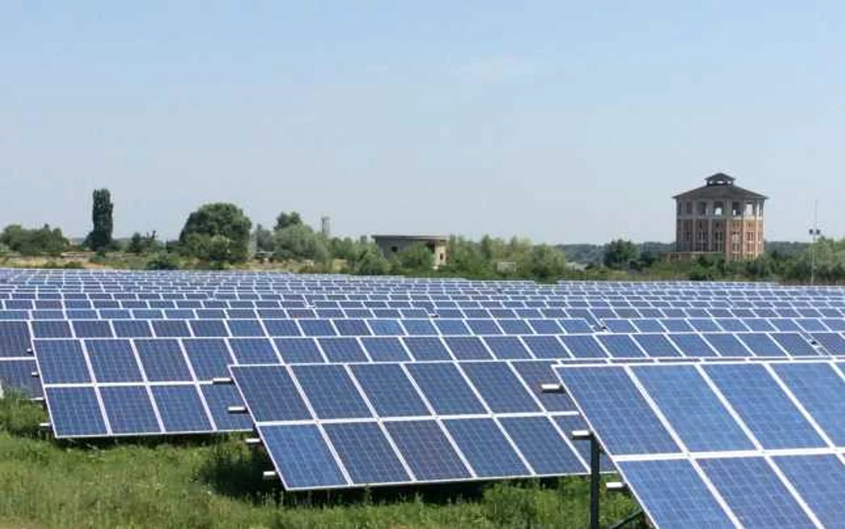 Parcul fotovoltaic de la Chişcani a fost racordat la Sistemul Energetic Naţional în luna iunie