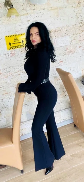 
    Ilie îi trimite mereu florile ei preferatefoto: Instagram  