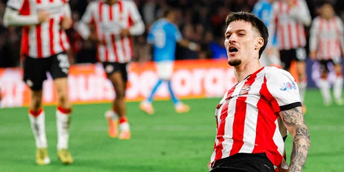 dennis man fb psv1 jpg