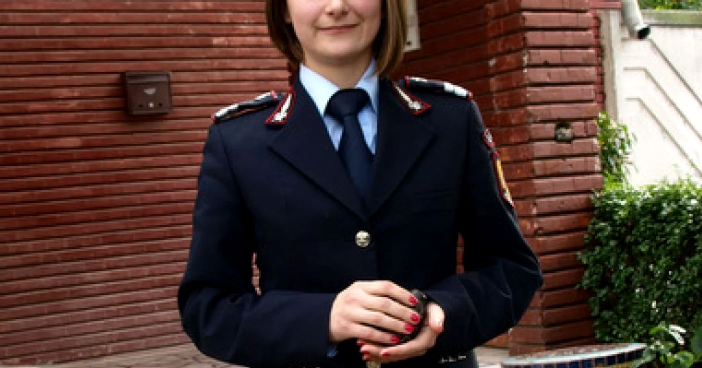 Hunedoara: PORTRET / Claudia Jude, pompierul care "fabrică" explozii