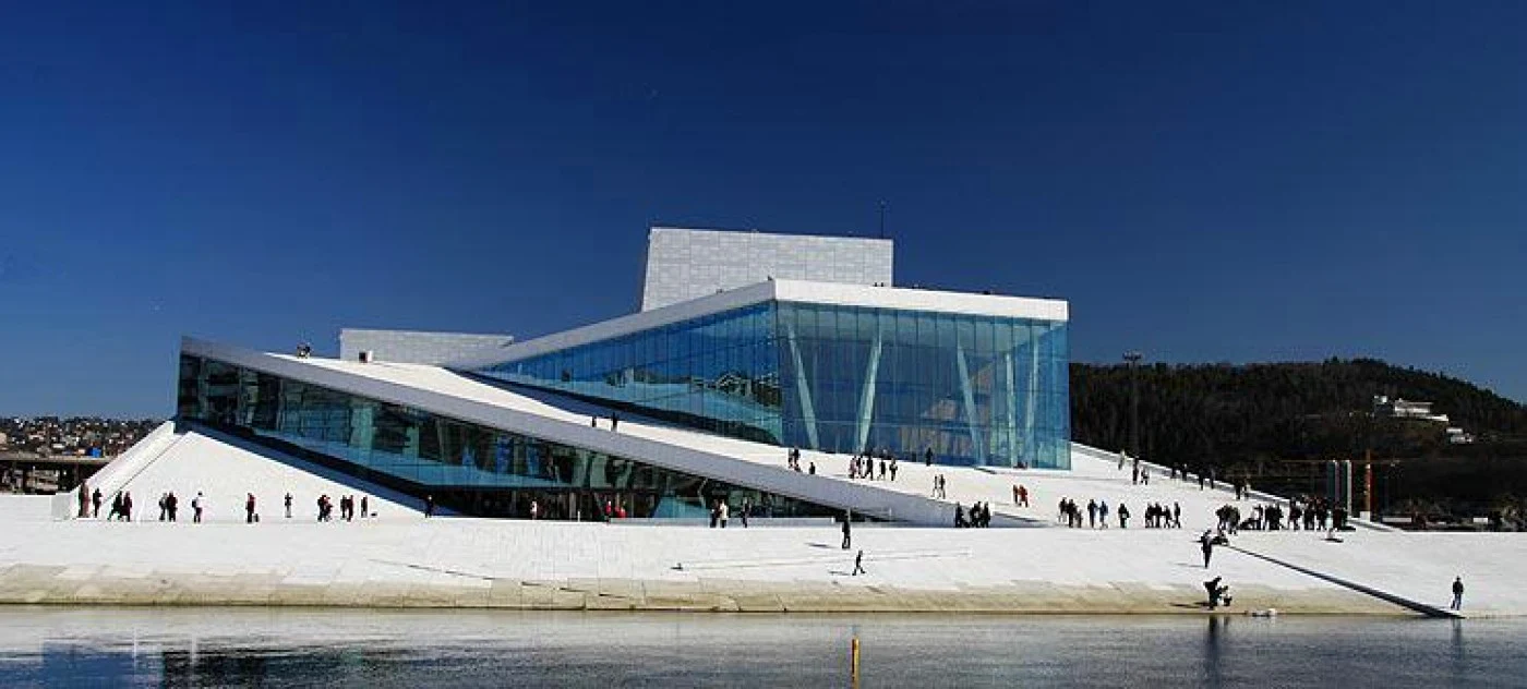 Opera din Oslo, inaugurată în aprilie 2008. Foto:
visitnorway.com