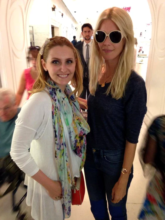 Alina Sorescu nu a ratat ocazia şi s-a fotografiat cu Claudia Schiffer