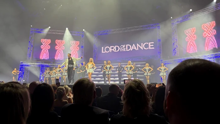Debutul turneului aniversar de 30 de ani Lord of the Dance, Dublin. FOTO: Adevărul