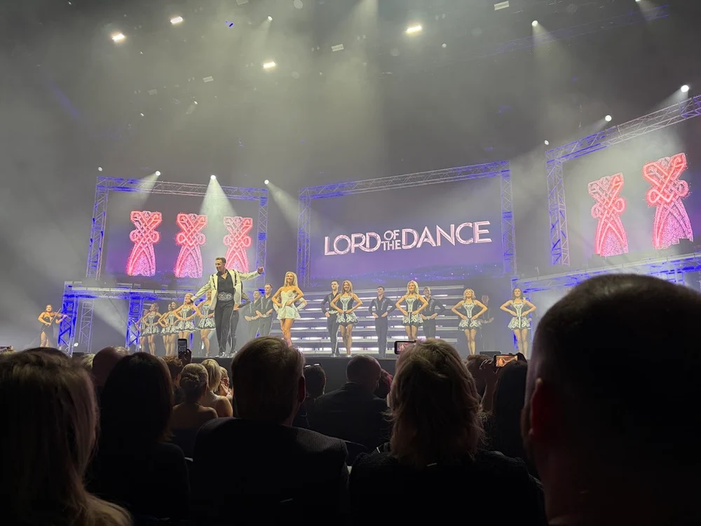 Lord of the Dance a electrizat Dublinul, în debutul turneului aniversar de 30 de ani. Spectacolul revine în România și se apropie de SOLD-OUT