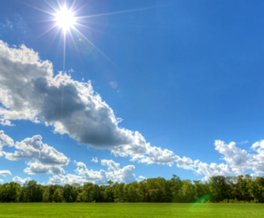 În luna august vom avea parte de zile frumoase și temperaturi ridicate