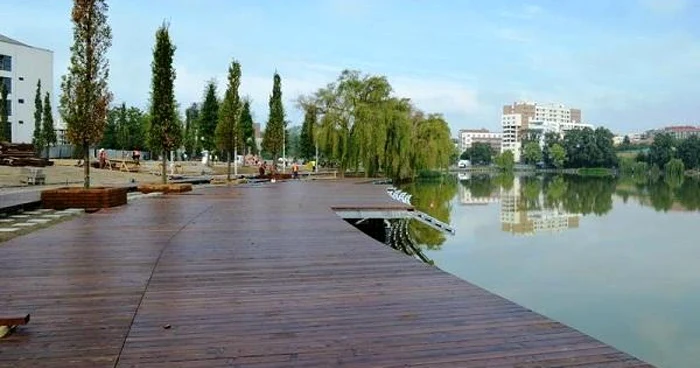 Ponton din zona parcului FOTO: Iulius Mall Cluj